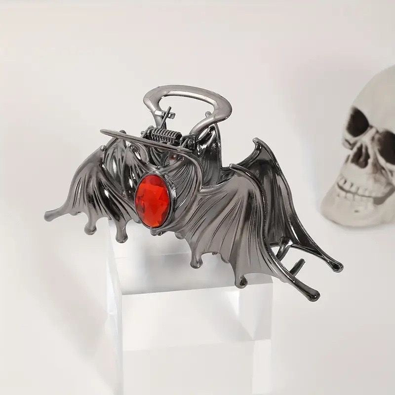 Wholesale Halloween Skull Magic Claw Clip Hair Accessories Metal Spider Large Shark Clip